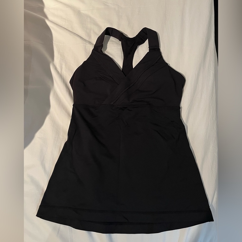 Lululemon top